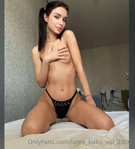 Latexbabyvip2000