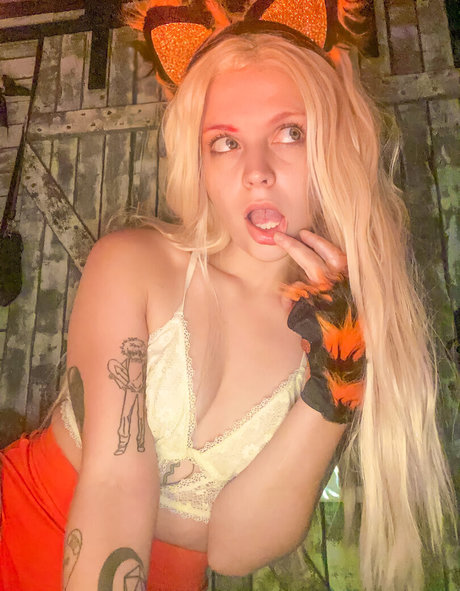 Bonnie Grace
