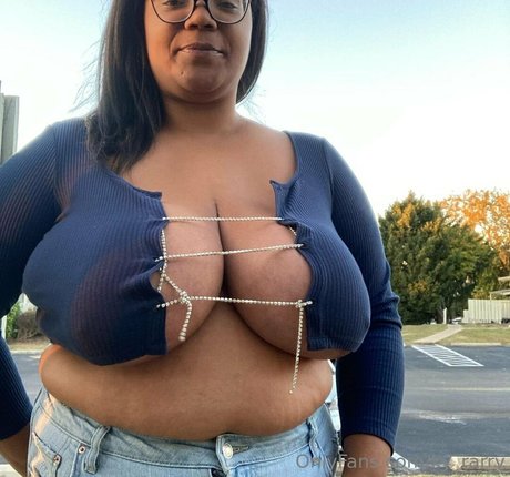 Photo nue de fuite OnlyFans de Kyrarry