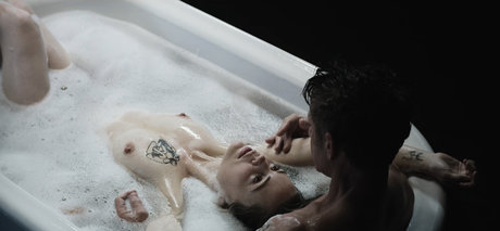 Alasti lekkinud OnlyFans-i pilt Melissa George