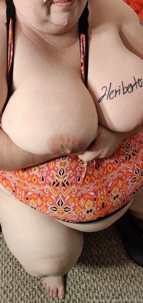 Juicybootybbw