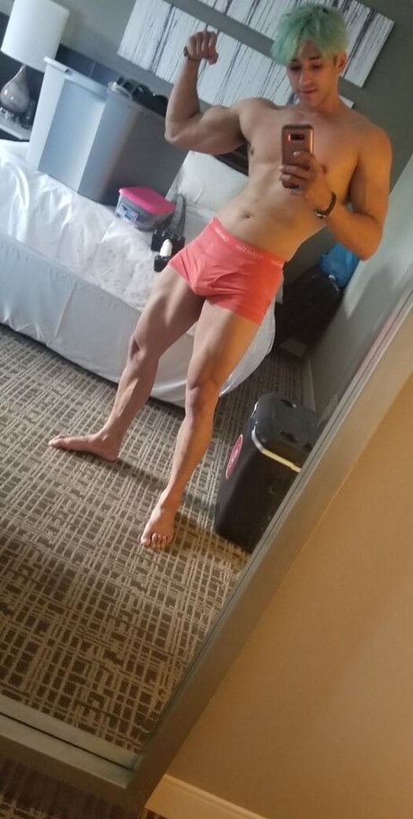 Kawaiibrocosplay