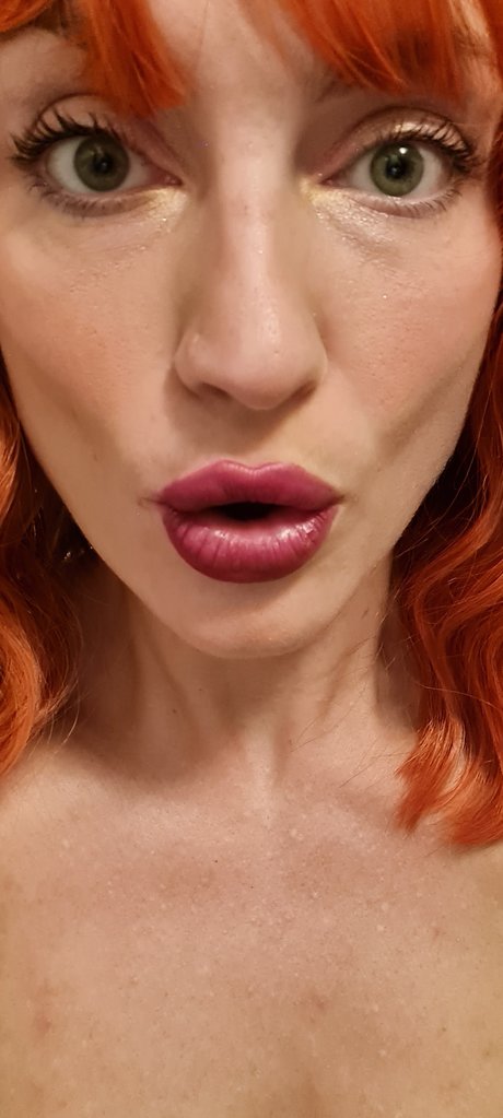 Обнаженная фотография утечки OnlyFans от Phannydae