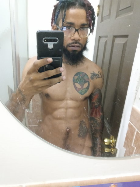 Naken läckt OnlyFans-bild av Pete Plaza