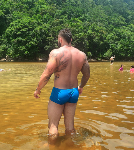Naken läckt OnlyFans-bild av Willcontratesi