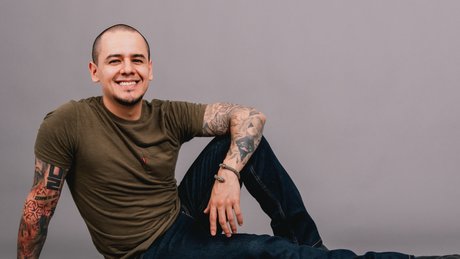 Alaston vuotanut OnlyFans-kuva Nico Sastr