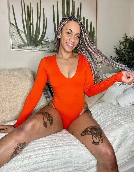 Alaston vuotanut OnlyFans-kuva Depreeazcam