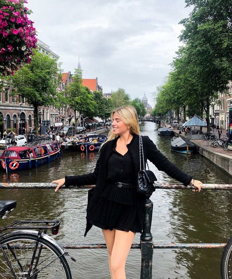 Naken läckt OnlyFans-bild av Sabrinasedlatschek