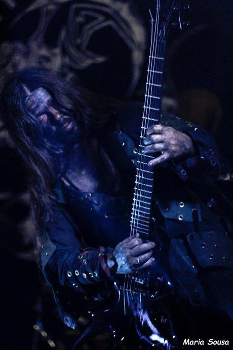 Naken läckt OnlyFans-bild av Devil Rocker