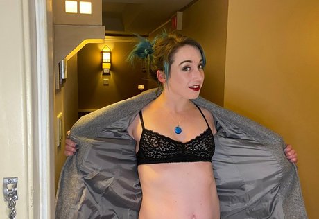 Yogababybeth OnlyFans 유출 누드 사진