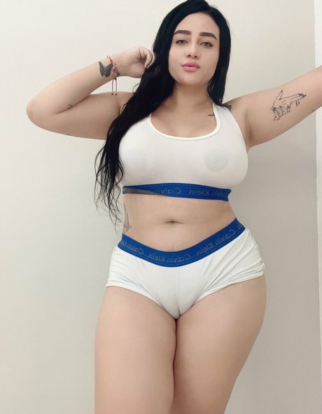 Naken läckt OnlyFans-bild av Shersolangel