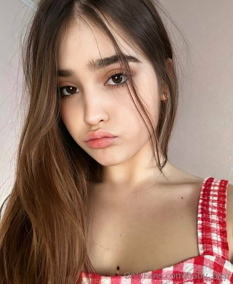 Nagie wyciekłe zdjęcie OnlyFans od Babynika