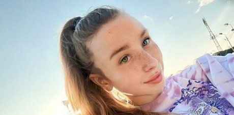Naken läckt OnlyFans-bild av Lillmilana18