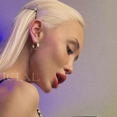 Foto nua vazada do OnlyFans de Maria Rudenok
