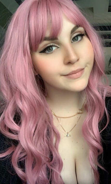 Naken läckt OnlyFans-bild av Cowsismite