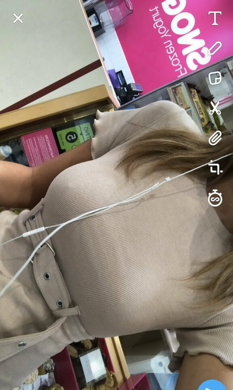 Kyia Peters