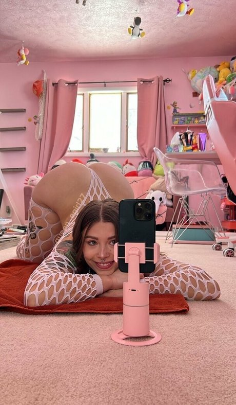 Queenegirl27