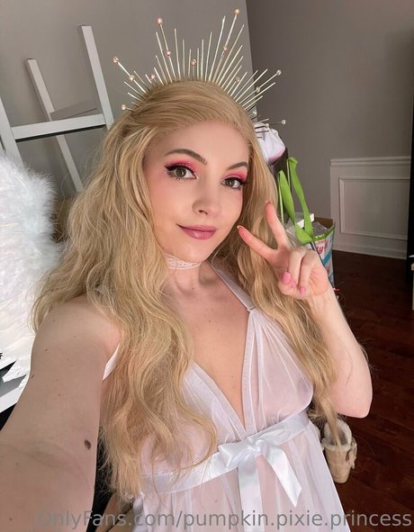 Alaston vuotanut OnlyFans-kuva Pumpkin
