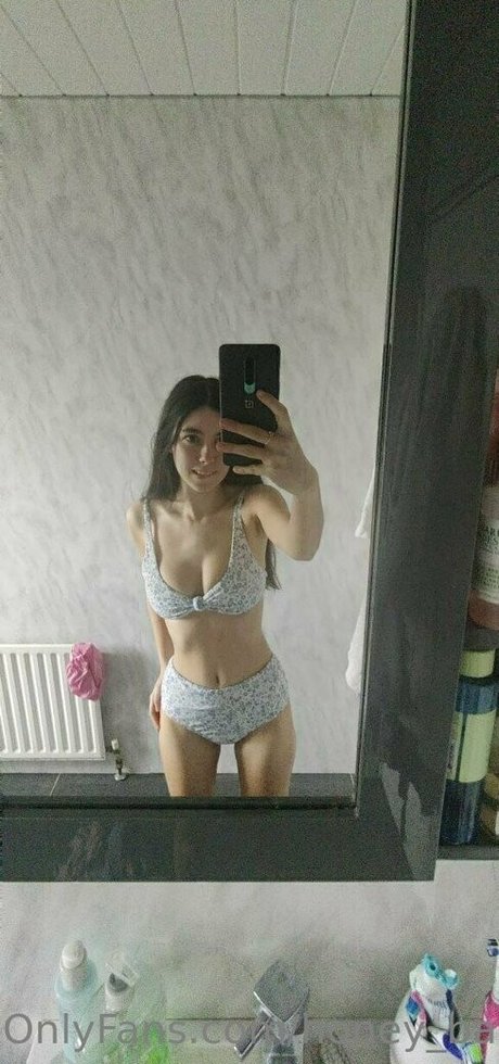 Honeybabyx