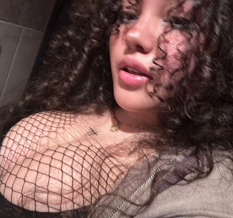 Foto desnuda filtrada de OnlyFans de Nnuviaa