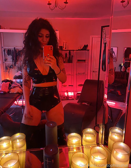 Mistresssophiasahara