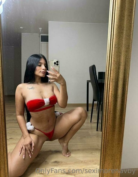 Naakte gelekte OnlyFans-foto van Seximorenavby