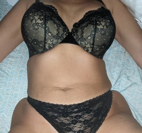 Polly Anna OnlyFans