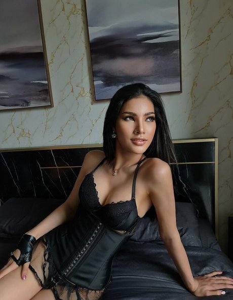 Ginasexyladyboy