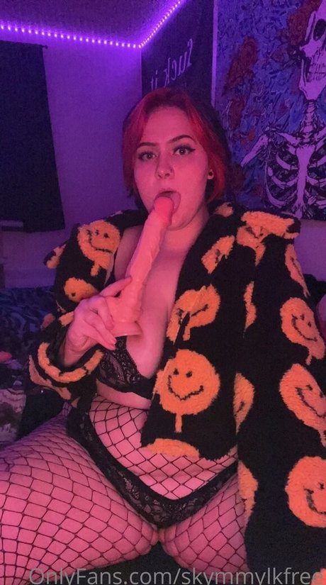 Skymmylkfree OnlyFans