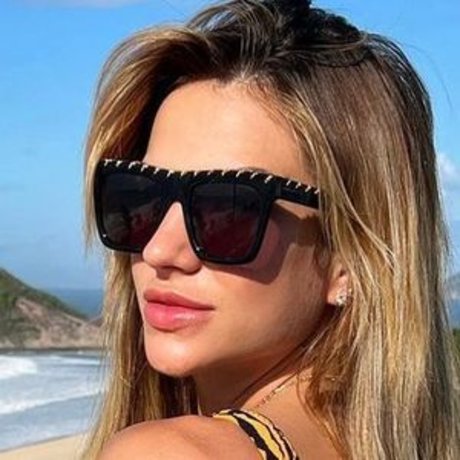 Gabi Martins
