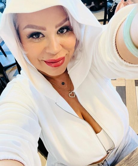 Naken läckt OnlyFans-bild av Myra La Chula