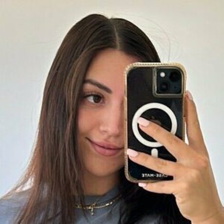 Naken läckt OnlyFans-bild av Mia Monroe
