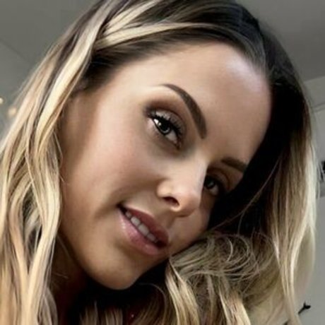 Alaston vuotanut OnlyFans-kuva Maddy Morello