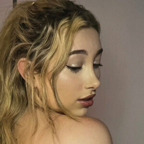 Foto desnuda filtrada de OnlyFans de Chloe May
