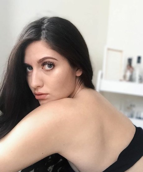 Foto di nudo di fuga di OnlyFans di Ashley Jolly