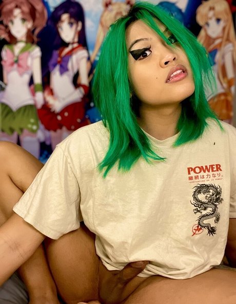 Naken läckt OnlyFans-bild av Genesis Green