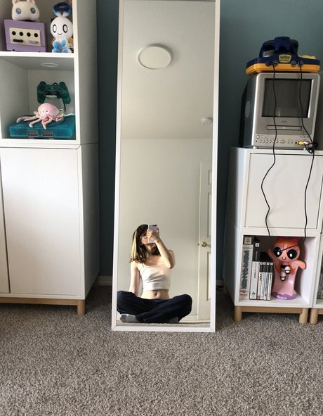 Naken läckt OnlyFans-bild av Tamashiihiroka