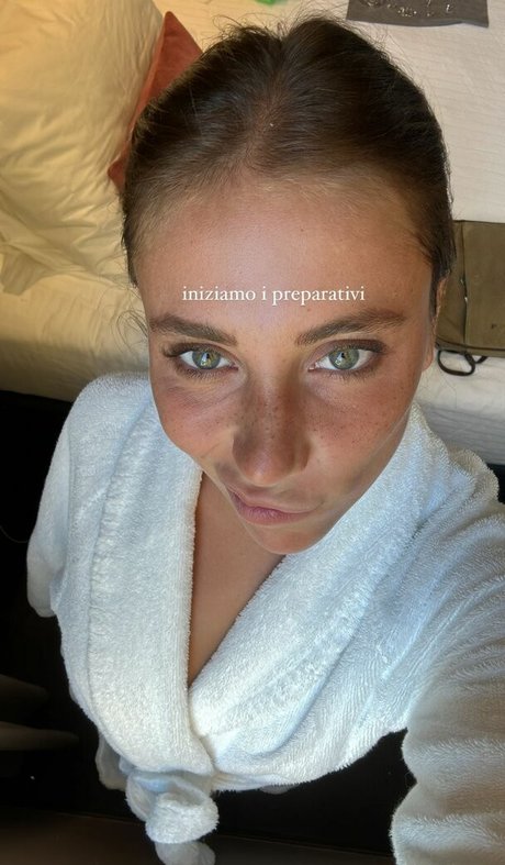 Nahá fotka uniklých OnlyFans od Mynameisfrancescabiella
