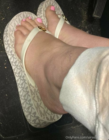Обнаженная фотография утечки OnlyFans от Sarasoles2324
