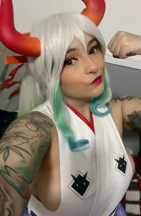 Naken läckt OnlyFans-bild av Belkitsune