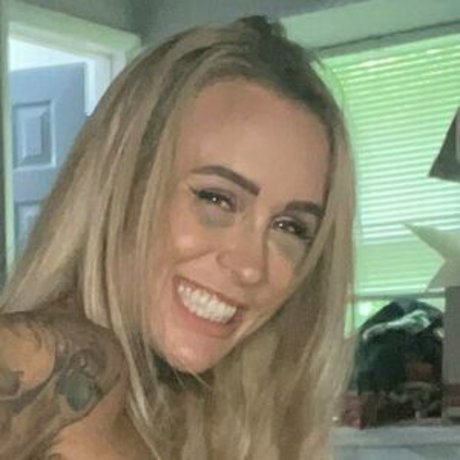 Naken läckt OnlyFans-bild av Taylor Starling