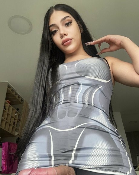 Naken läckt OnlyFans-bild av Camila Holguiin