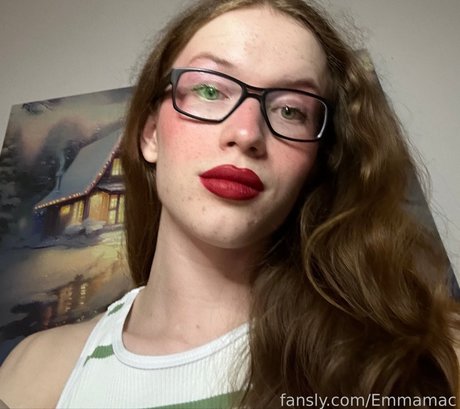 Обнаженная фотография утечки OnlyFans от Emmamac