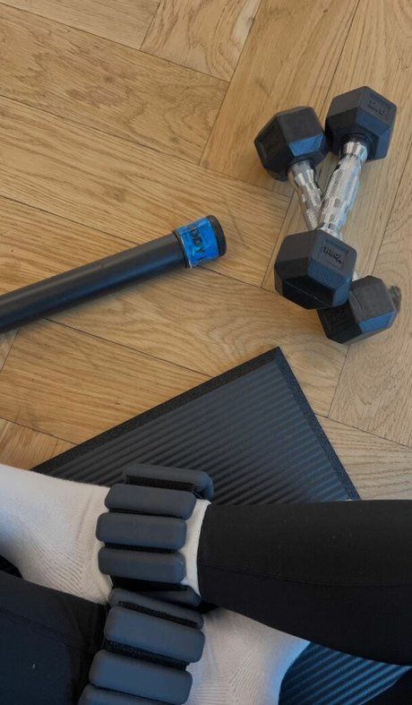 Naken läckt OnlyFans-bild av Izabella Alvarez
