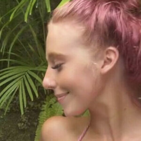 Naken läckt OnlyFans-bild av Onlykeelsxx