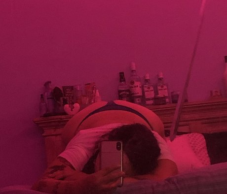 Naken läckt OnlyFans-bild av Jaysunica