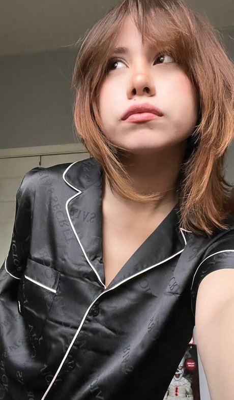 Naken läckt OnlyFans-bild av Ellegarci