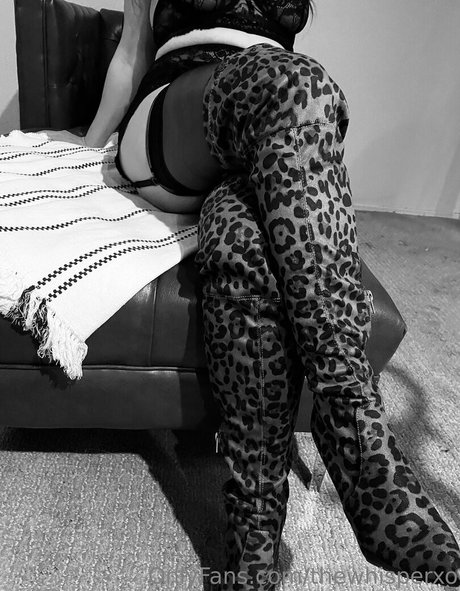 Thewhisperxo