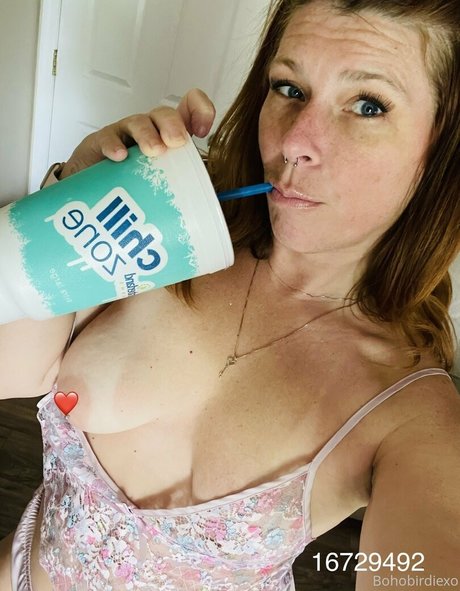 Birdiecakes OnlyFans