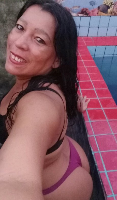 Обнаженная фотография утечки OnlyFans от Maluquinha Dinha